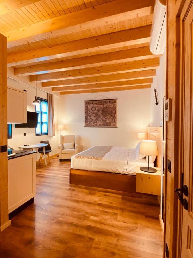 Apartamentos La Casina De Los Musicos Pola de Siero Luaran gambar
